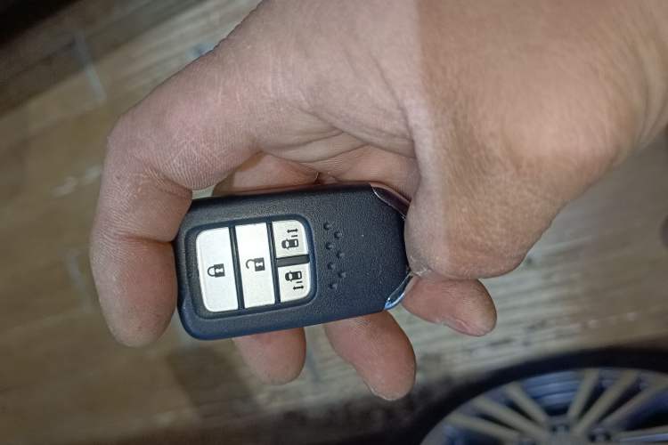 Used Honda Elysion 2016 2.4L Comfort Edition
