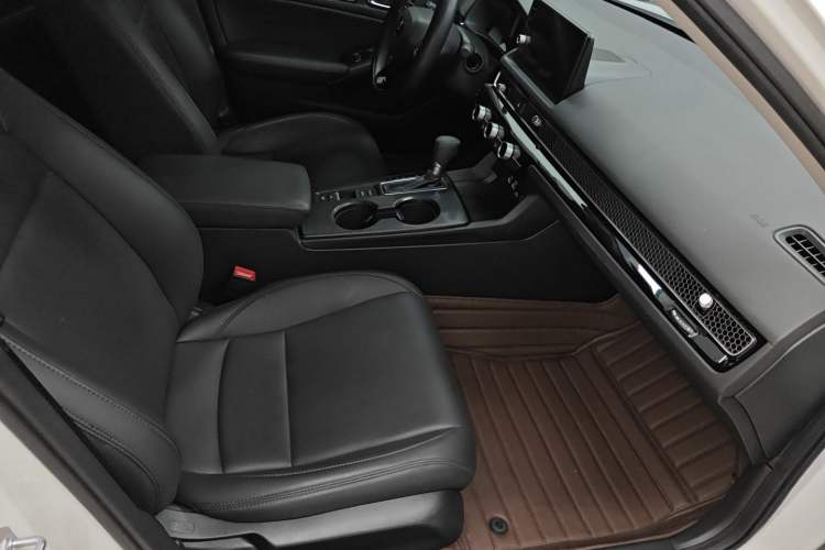 Used Honda Civic 2023 240TURBO CVT Dynamic Edition