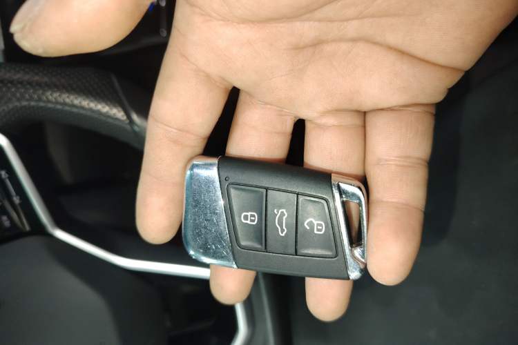 Used Volkswagen Passat 2022 330TSI Luxury Edition
