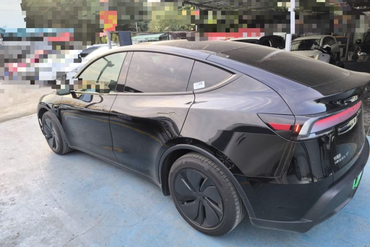 Used Tesla Model Y 2025 Updated Version Long-Range All-Wheel Drive
