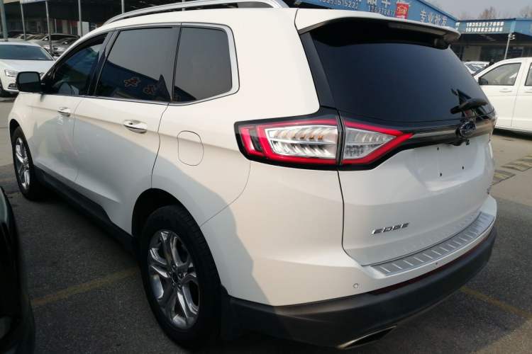 Used Ford Edge 2015 2.0T GTDi Two-Wheel-Drive High-Line Version