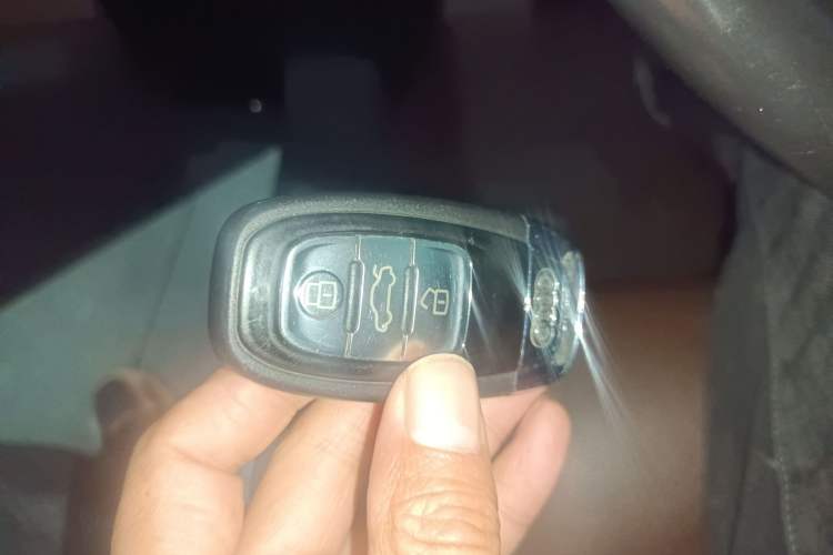 Used Audi A8 2014 A8L 45 TFSI quattro Comfort model
