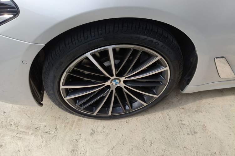 Used BMW 5 Series 2020 530Li Leading Model M Sport Package
