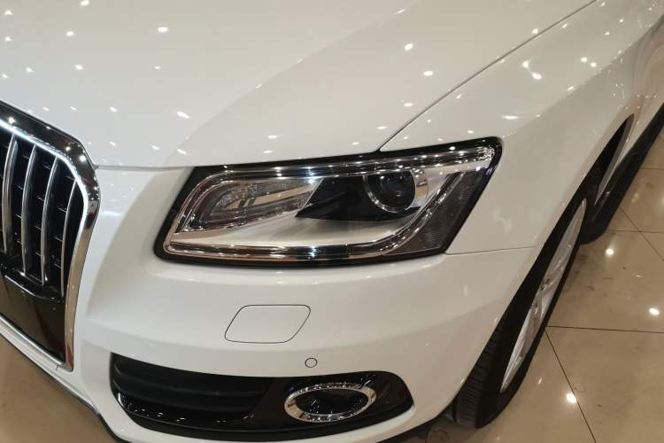 Used Audi Q5 2017 40 TFSI Comfort Model