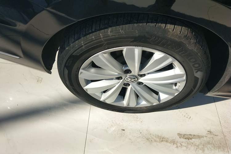 Used Volkswagen Passat 2019 330TSI Elite Edition China VI
