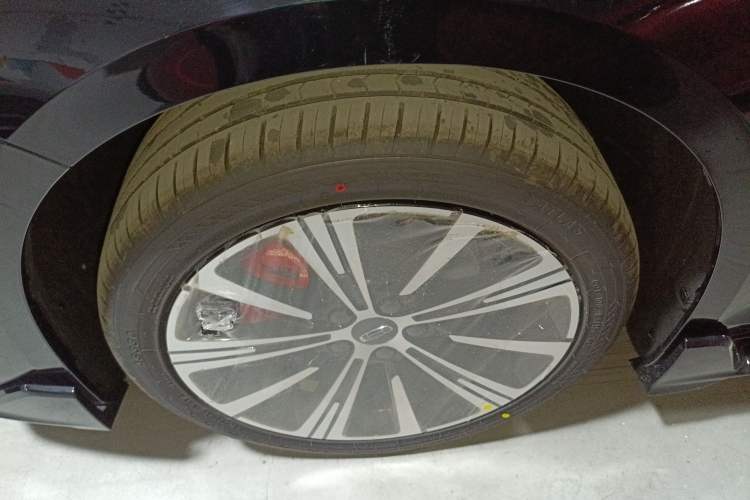 Used Geely Auto Preface 
