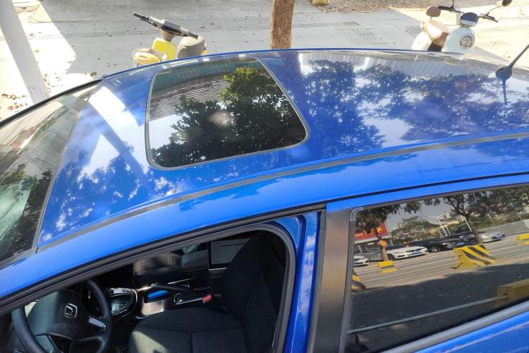 Used Honda Fit 2016 1.5L LXS CVT Comfort Sunroof Version