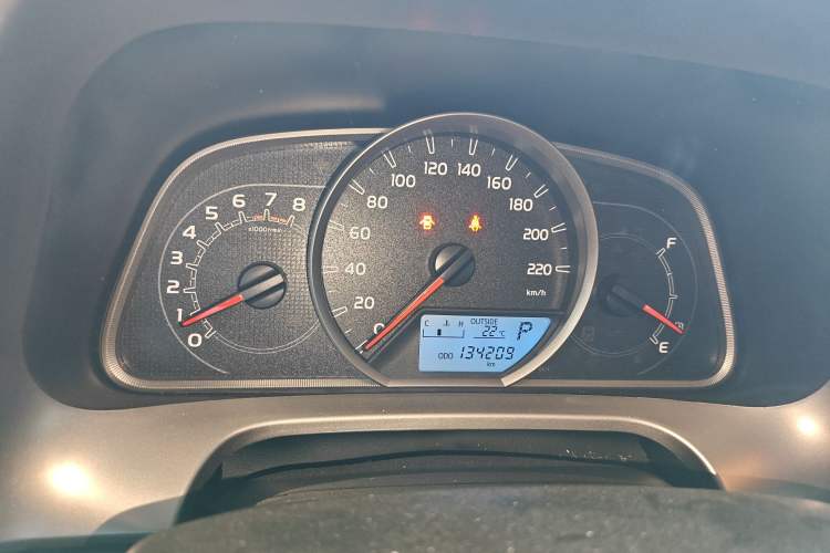 Used Toyota RAV4 2015 2.0L CVT Two-Wheel Drive Fashion Edition