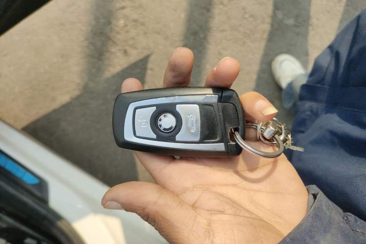 Used BMW 3 Series 2013 Facelift 320Li Fashion Design Package