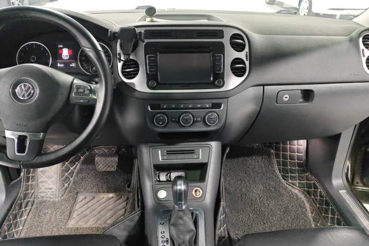 Used Volkswagen Tiguan 2015 1.8TSI Automatic Two-Wheel Drive Luxury Model