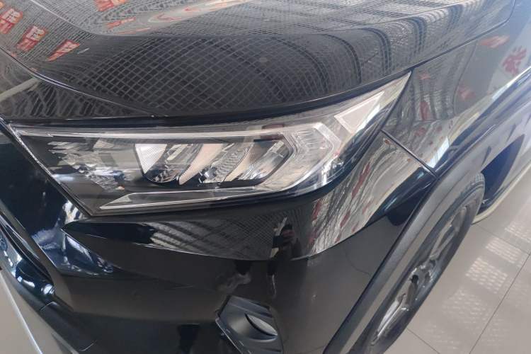 Used Toyota RAV4 2022 2.0L CVT 4x4 Style Plus Edition