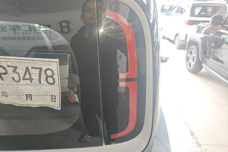 Used Baojun KiWi EV 2021 Designer Lithium Iron Phosphate
