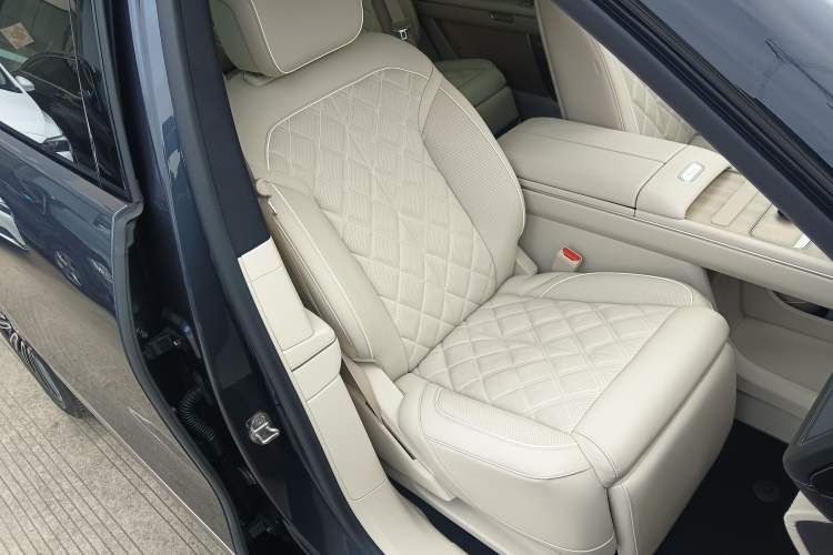 Used Nio ES8 2026 Model 6-seat Executive Luxury Edition
