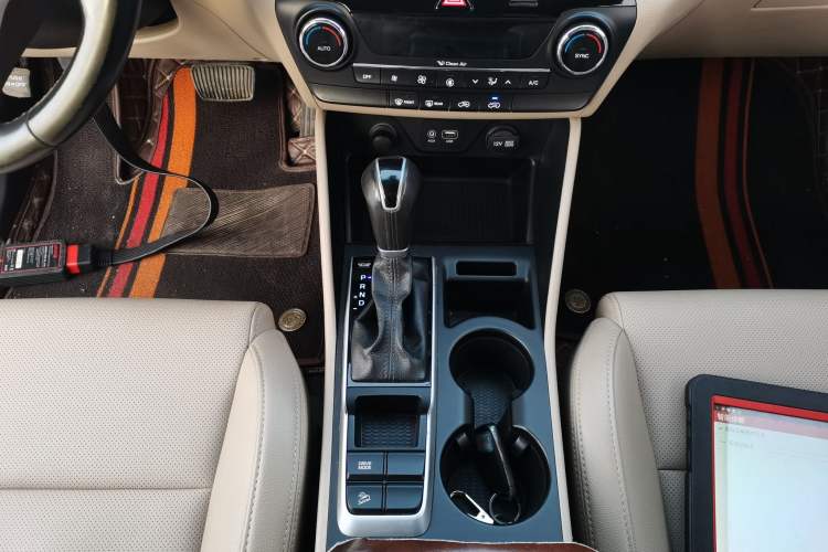 Used Hyundai Tucson 2015 1.6T Dual-Clutch Two-Wheel-Drive Smart Model