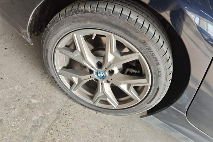 Used BMW i3 2022 eDrive 35 L
