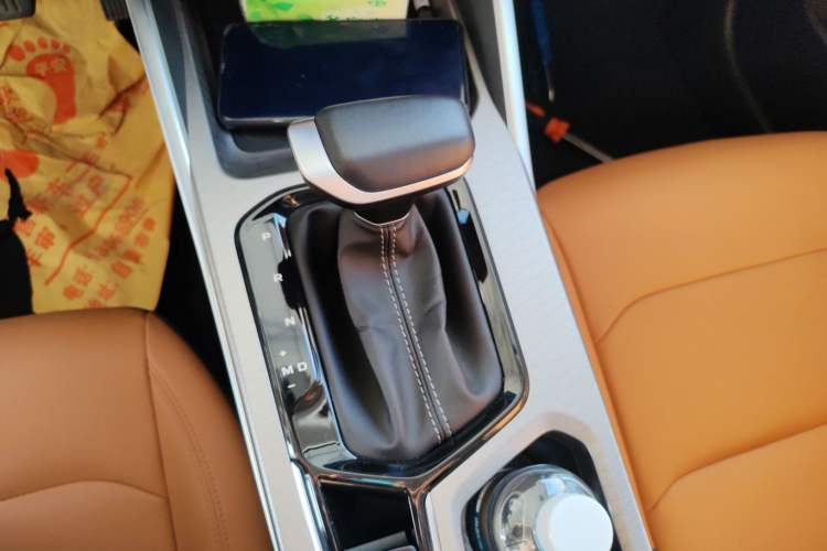 Used Geely Auto Emgrand 2025 4th Generation 1.5L CVT Flagship Version
