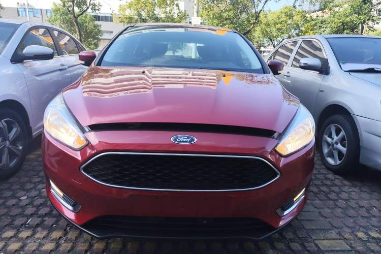 Used Ford Focus 2017 Hatchback 1.6L Automatic Fashion Edition Smart Drive Version