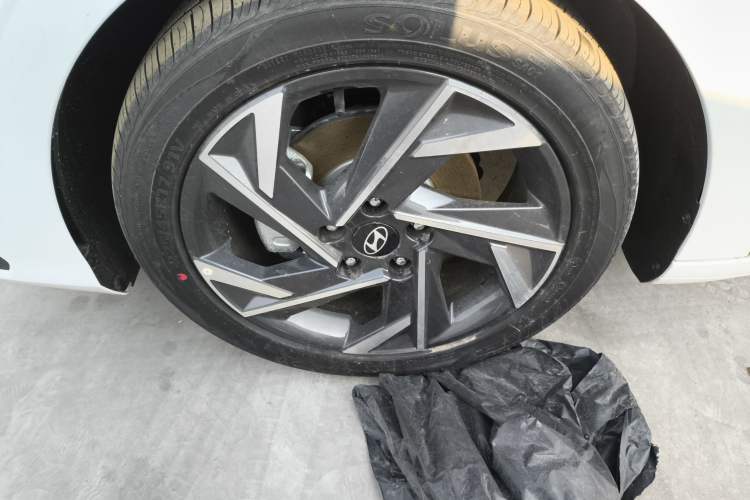 Used Hyundai Elantra 2023 1.5L CVT GLX Elite Edition