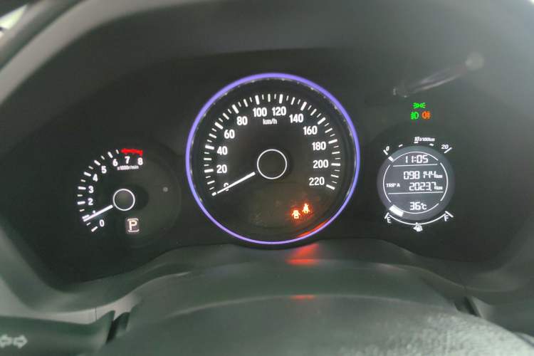 Used Honda Vezel 2015 1.5L CVT two-wheel drive Comfort trim
