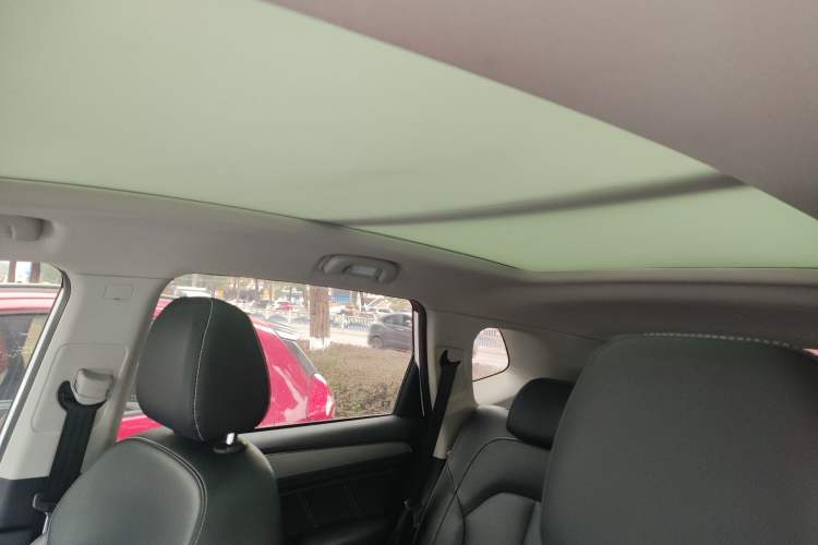 Used Roewe RX5 2019 20T Two-Wheel Drive Automatic 4G Connected Platinum Edition
