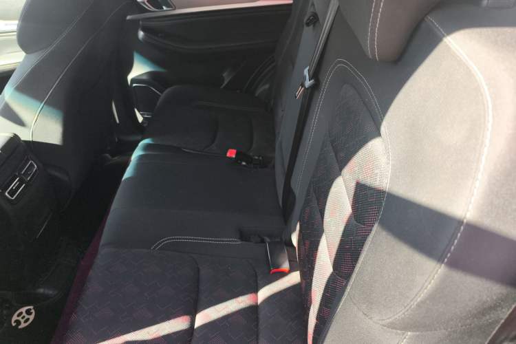 Used JETOUR X70 2020 1.5T Manual Comfort Edition 7-Seater
