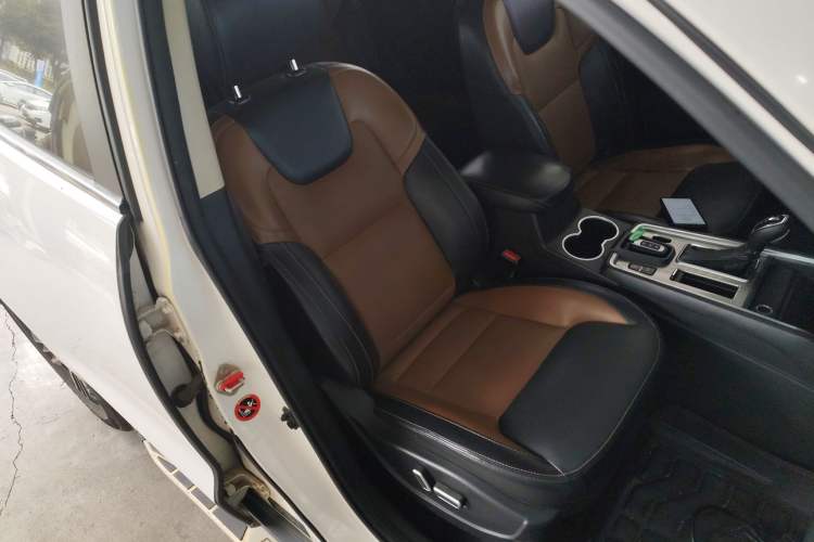 Used Geely Auto Vision X6 2016 1.3T CVT Flagship Model