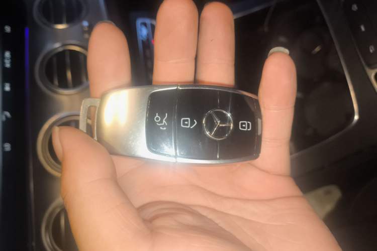 Used Mercedes-Benz E-Class 2019 E 260 Sport Edition 4MATIC
