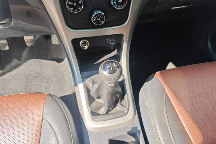 Used BYD F3 2015 Energy-Efficient Model 1.5L Manual Comfort Edition
