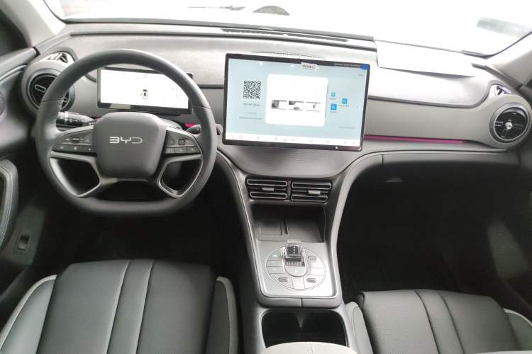 Used BYD Sealion 05 DM-i 2025 DM-i Smart Drive 115KM Flagship Model
