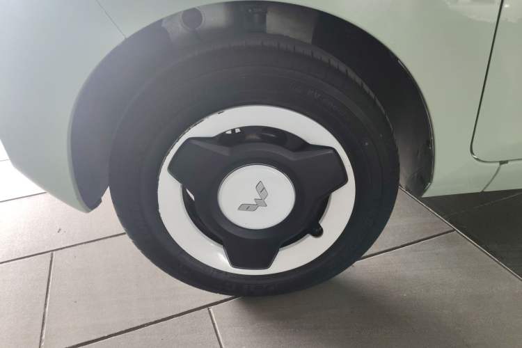 Used Wuling Hongguang MINIEV 2022 Macaron Premium Model – Lithium Iron Phosphate
