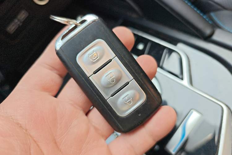 Used Dongfeng Fengon E3 2019 EVR Range-Extended Smart Enjoyment Model