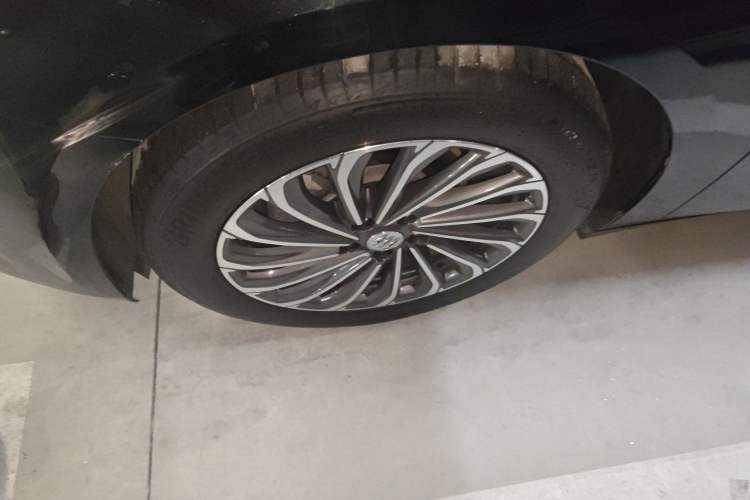 Used Buick LaCrosse 2023 28T Prestige Edition
