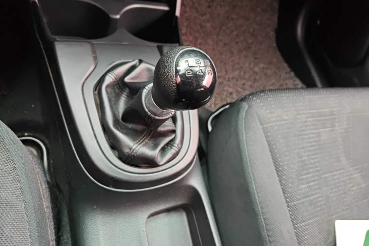 Used Honda Fit 2018 1.5L Manual Comfort Version
