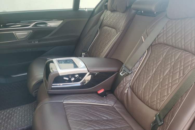 Used BMW 7 Series 2021 740Li Leading Model M Sport Package
