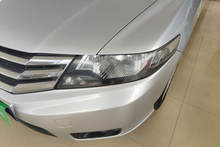 Used Honda City Classic 2012 1.5L manual Comfort version