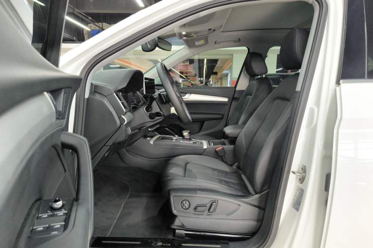 Used Audi Q5L 2020 Updated 40 TFSI Prestige Fashion Edition