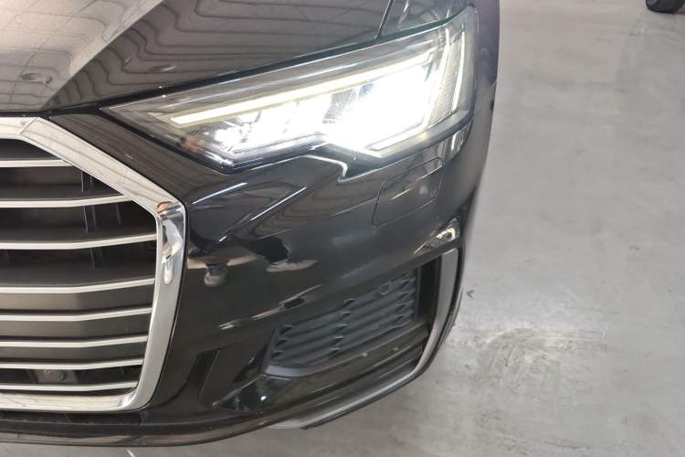 Used Audi A6L 2019 40 TFSI Luxury Dynamic Model
