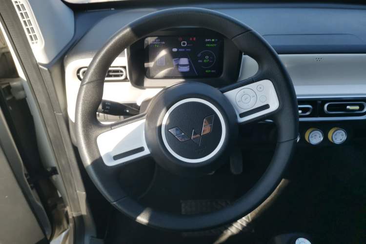 Used Wuling Hongguang MINIEV 2024 3rd Generation 215km Youth Edition
