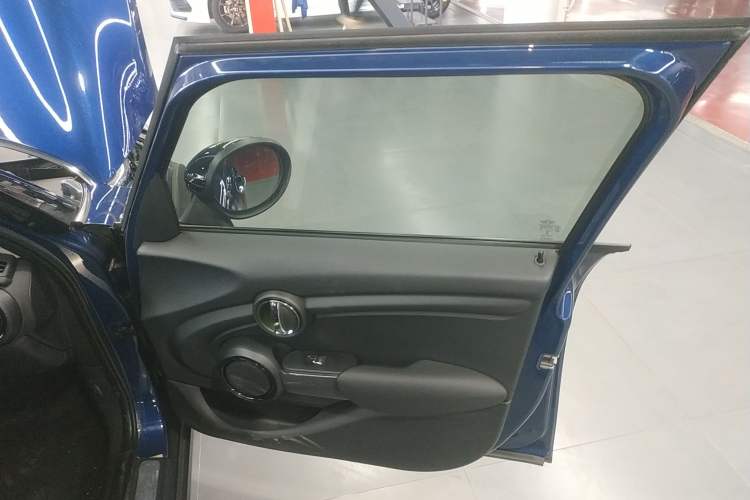 Used  MINI 2016 1.5T COOPER Five-Door Edition
