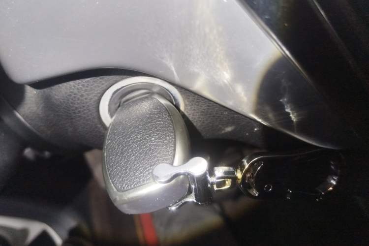 Used Mercedes-Benz M-Class 2014 ML 320 4MATIC
