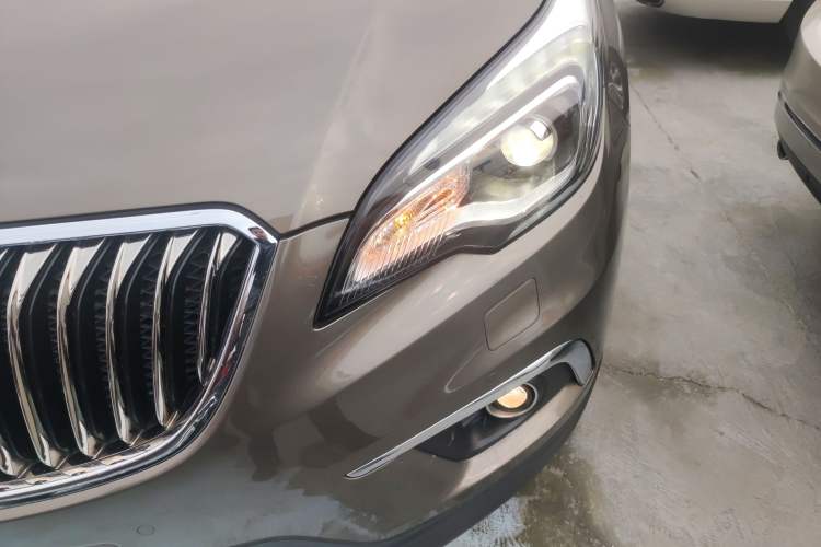 Used Buick Envision 2014 28T Four-Wheel Drive Luxury Model
