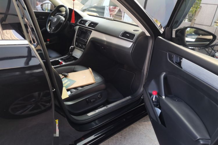 Used Volkswagen Passat 2014 1.8TSI DSG Prestige Edition
