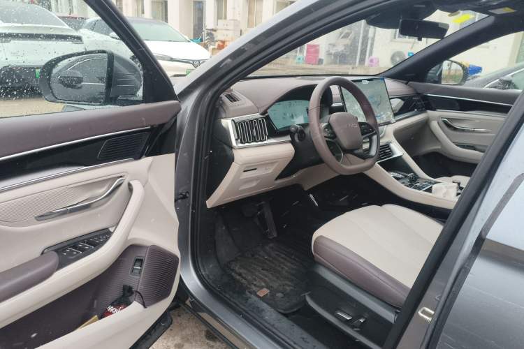 Used BYD Song PLUS New Energy 2025 EV Intelligent Driving Version 520km Premium Model
