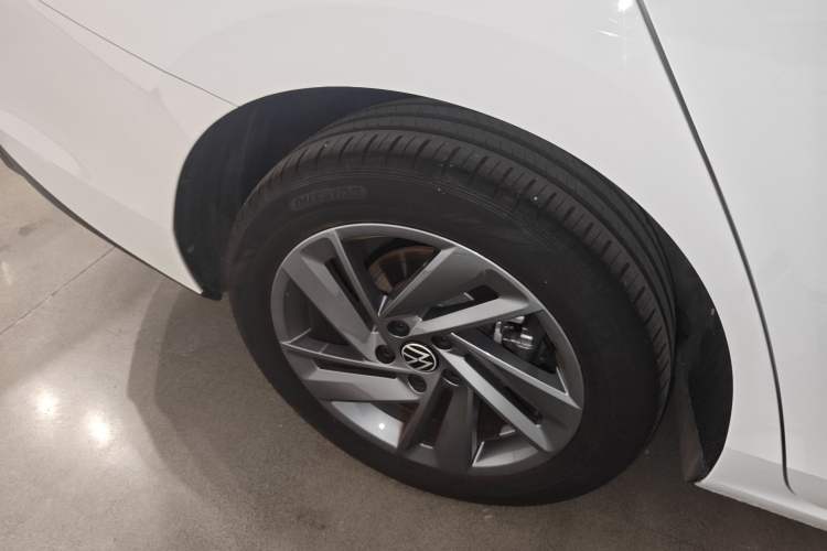 Used Volkswagen Lamando 2024 Lingdu L 200TSI DSG Trendy & Spicy Edition
