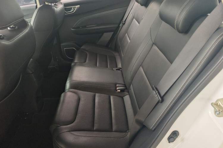 Used Geely Auto Vision X3 2017 1.5L Automatic Prestige Model
