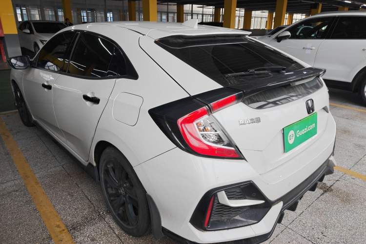 Used Honda Civic 2021 HATCHBACK 220TURBO CVT Trendy Cool Edition
