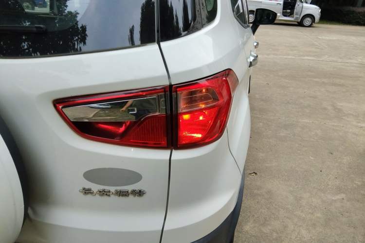 Used Ford EcoSport 2013 1.5L Automatic Fashion Model
