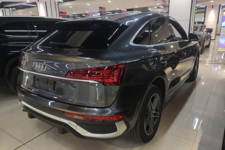 Used Audi Q5L Sportback 2021 40 TFSI Fashion Model