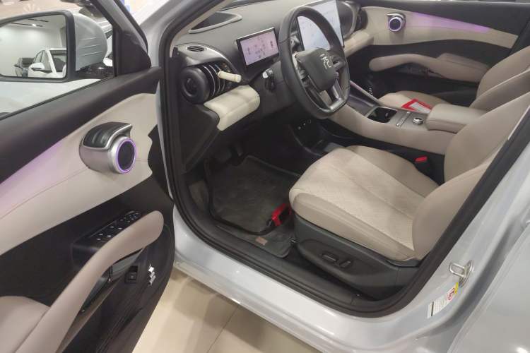 Used BYD Yuan PLUS 2025 Intelligent Driving Version 510 km Excellence Edition
