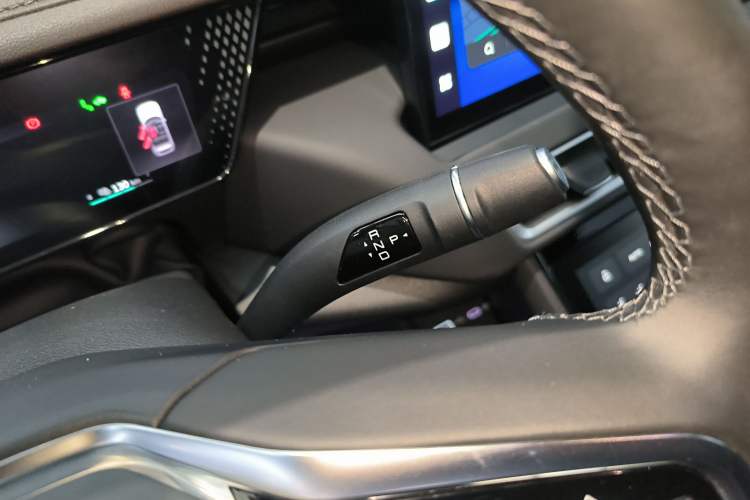 Used Wey Mocha New Energy 2024 Hi4 Four-Wheel Drive Long-Range Version
